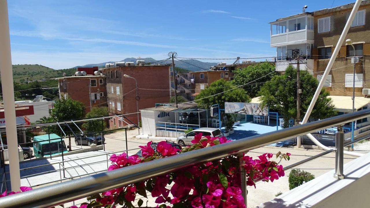 Cozy Central Apartment Ksamil Exterior foto